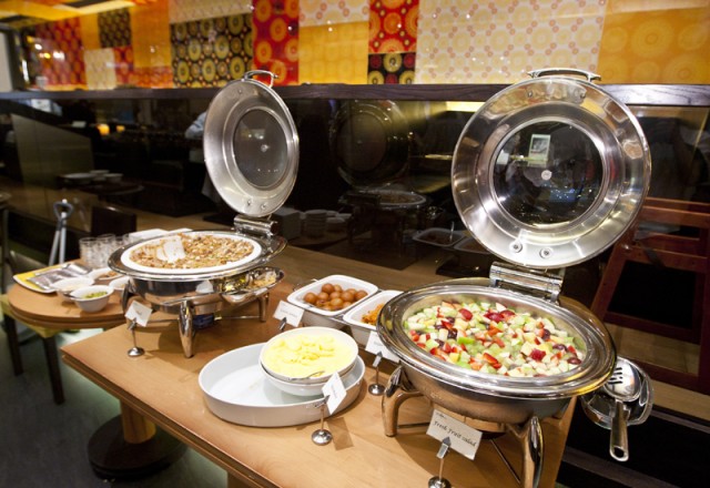 PHOTOS: Iftar buffet at Zafran, Mirdif City Centre